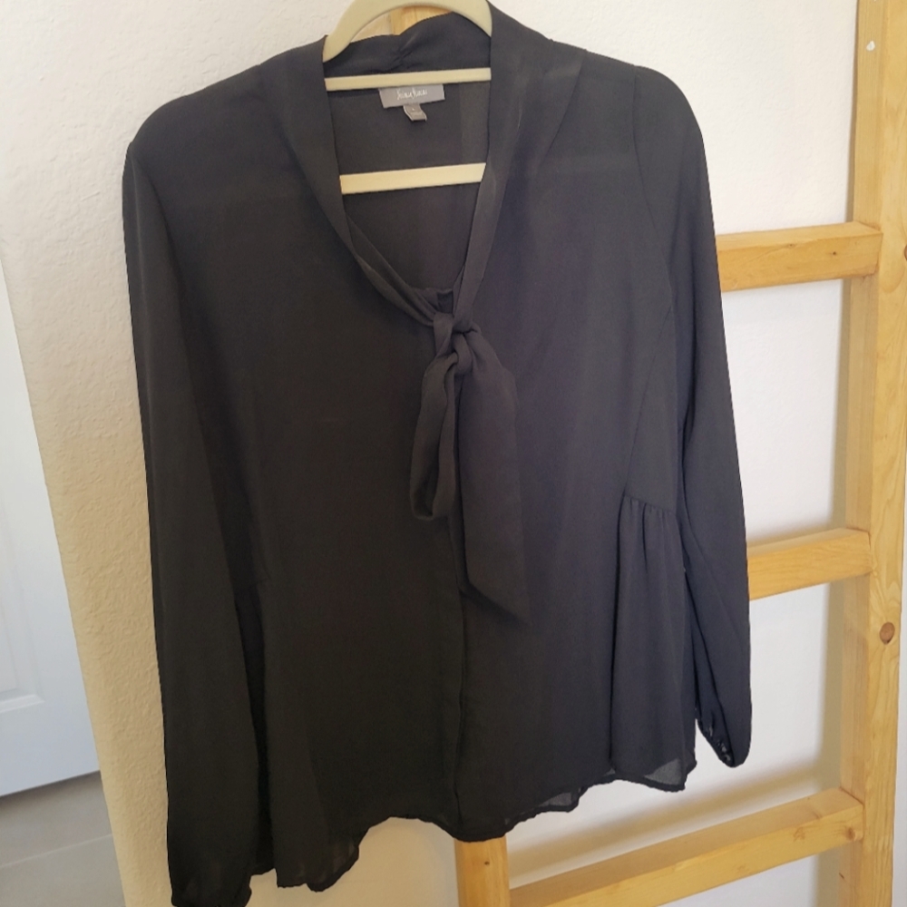 Neiman Marcus Black Long Sleeve Blouse